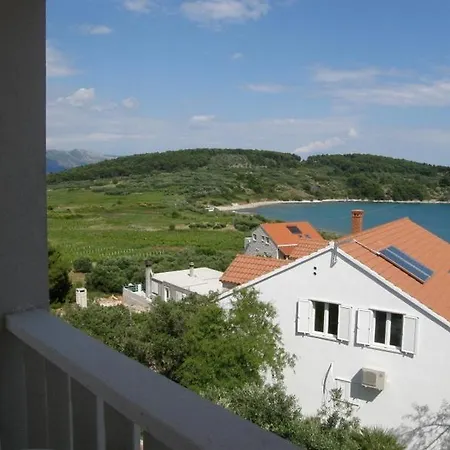 Apartment In With Sea Views, Terrace, Air Conditioning, Wifi 3632-1
